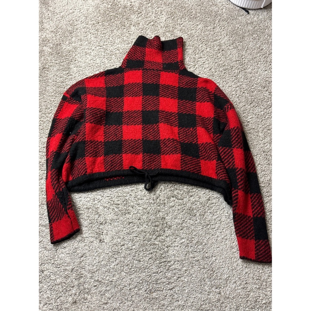 No Boundaries Red Black Buffalo Plaid Cropped Turtleneck Sweater BUH1-ETET L